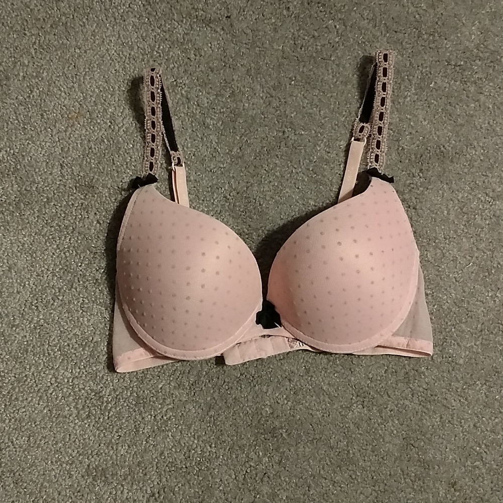 **3/$15** Victoria's secret bra size 32C